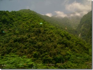 taiwan-mountain-2large