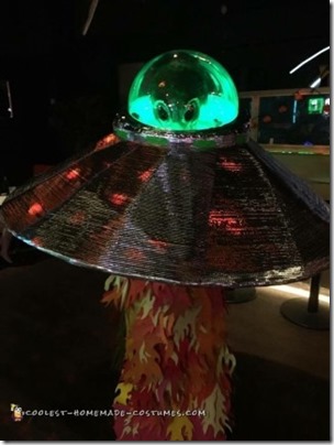 alien-ufo-costume-146825-322x429