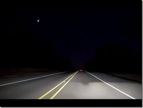 Meteorito Cae Sobre Texas Y Sorprende A Conductor Que Escuchaba Lucy