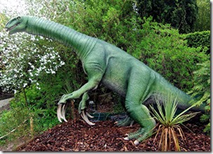 #73 - Therizinosaurus statue, Dr Karl Shuker