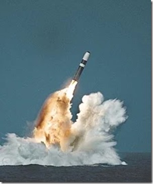 220px-Trident_II_missile_image