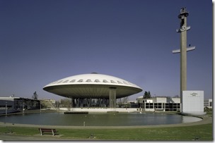 Evoluon1