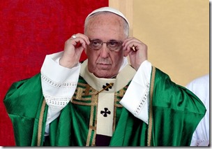 1_Pope-Francis-celebrates-mass-at-Turins-Piazza-Vittorio