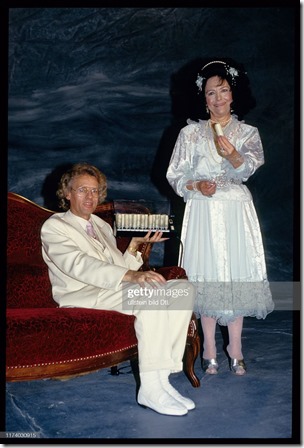 Icordo und Uriella with 'Carmen' curlers; 1992   (Photo by Blick/RDB/ullstein bild via Getty Images)