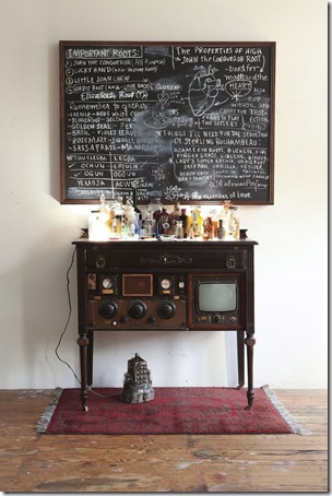 RENÉE-STOUT_The-Rootworkers-Table-682x1024