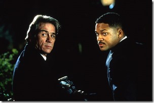 tommy-lee-jones-and-will-smith-from-men-in-black-45053-640x428