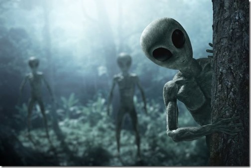 0_Aliens-creature-in-the-forest