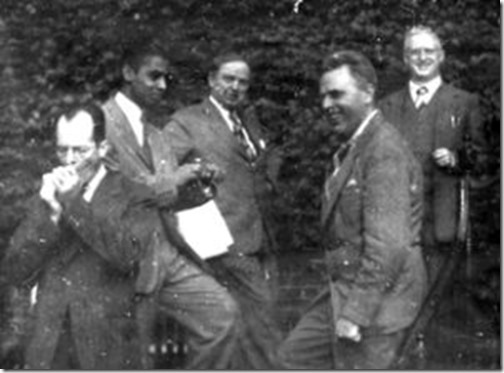 1952aHarvard1950-300x221