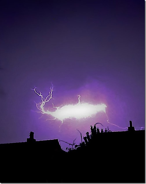 fuego-de-san-telmo-vs-rayo-globular