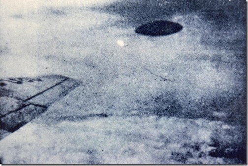 UFOS-OVER-MEXICO-CITY